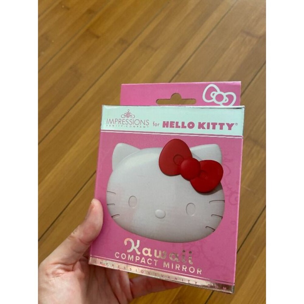 Hello Kitty Kawaii Compact Mirror Impressions Vanity